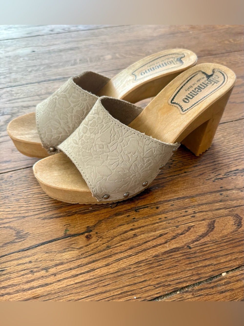 Vtg Ellemenno Vintage Clog Sandals Made in Italy Beige Leather Platform Heel